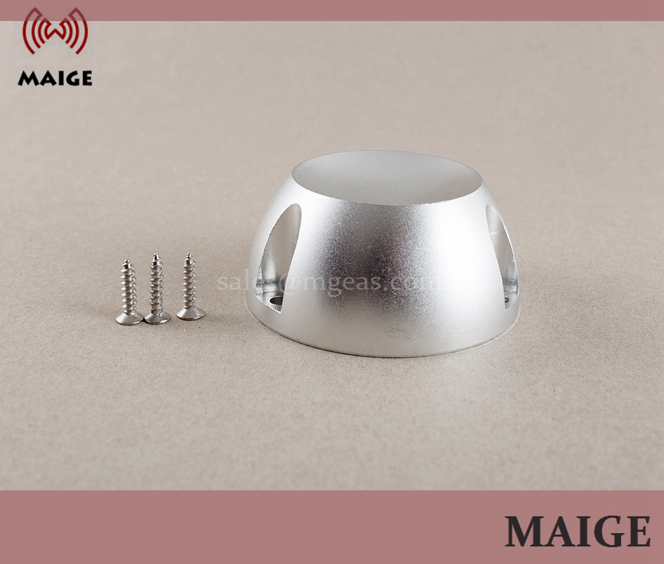 Three Holes Golf Detacher